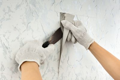 Applying Adhesive to Wallpaper